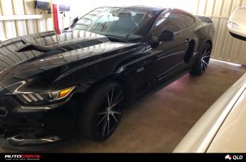 FORD MUSTANG VENICE BLACK MACHINED FACE